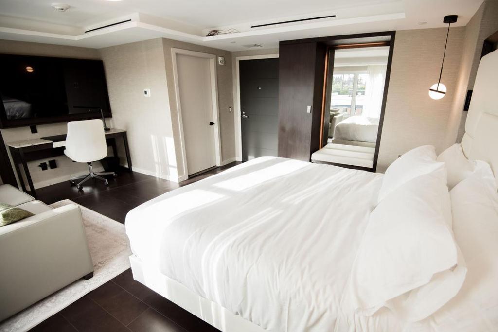 The Reid Hotel Vanderhoof Екстер'єр фото